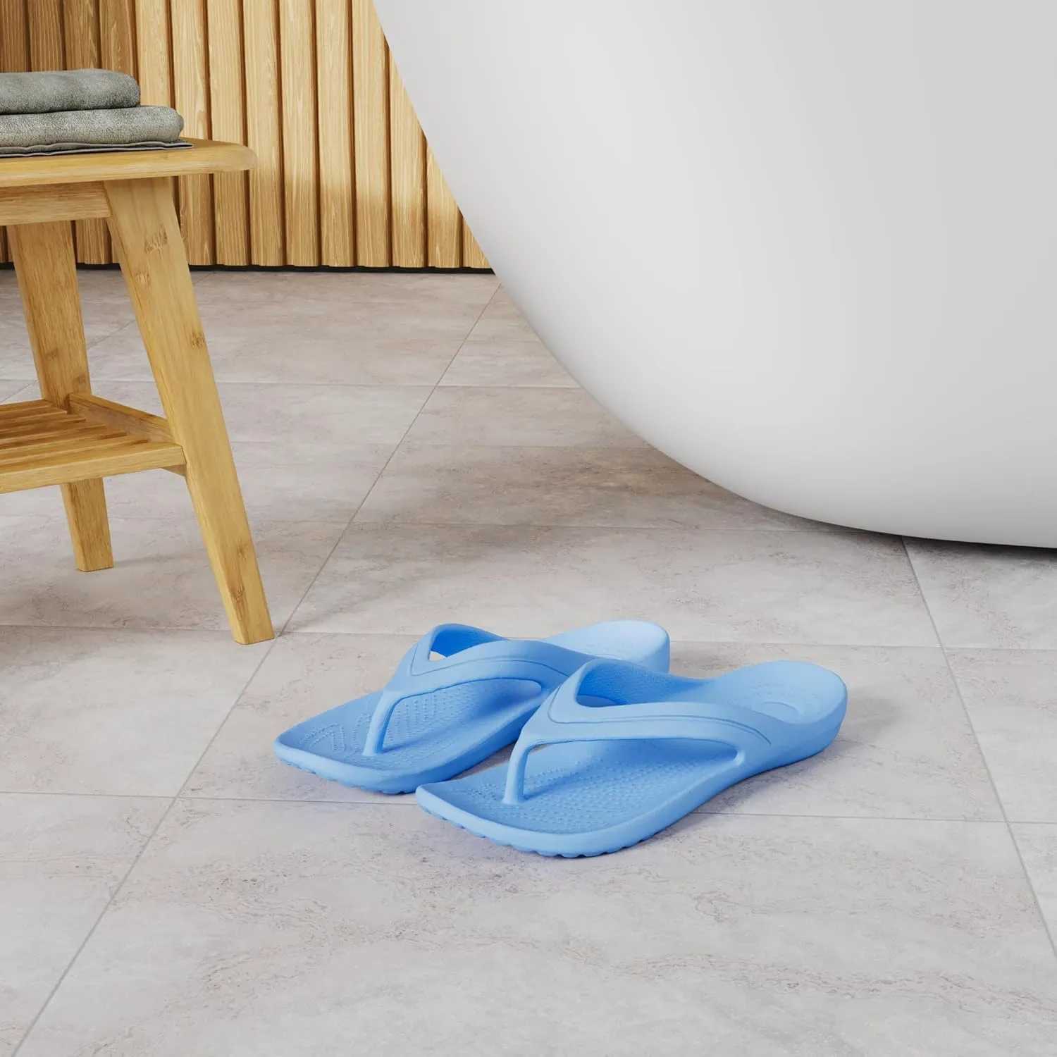 Temi Women's Flip Flops,Soft Lightweight Sandals for Women Anti Slip Casual Slippers Shower Beach Pool Bathroom Flat Slides Shoes