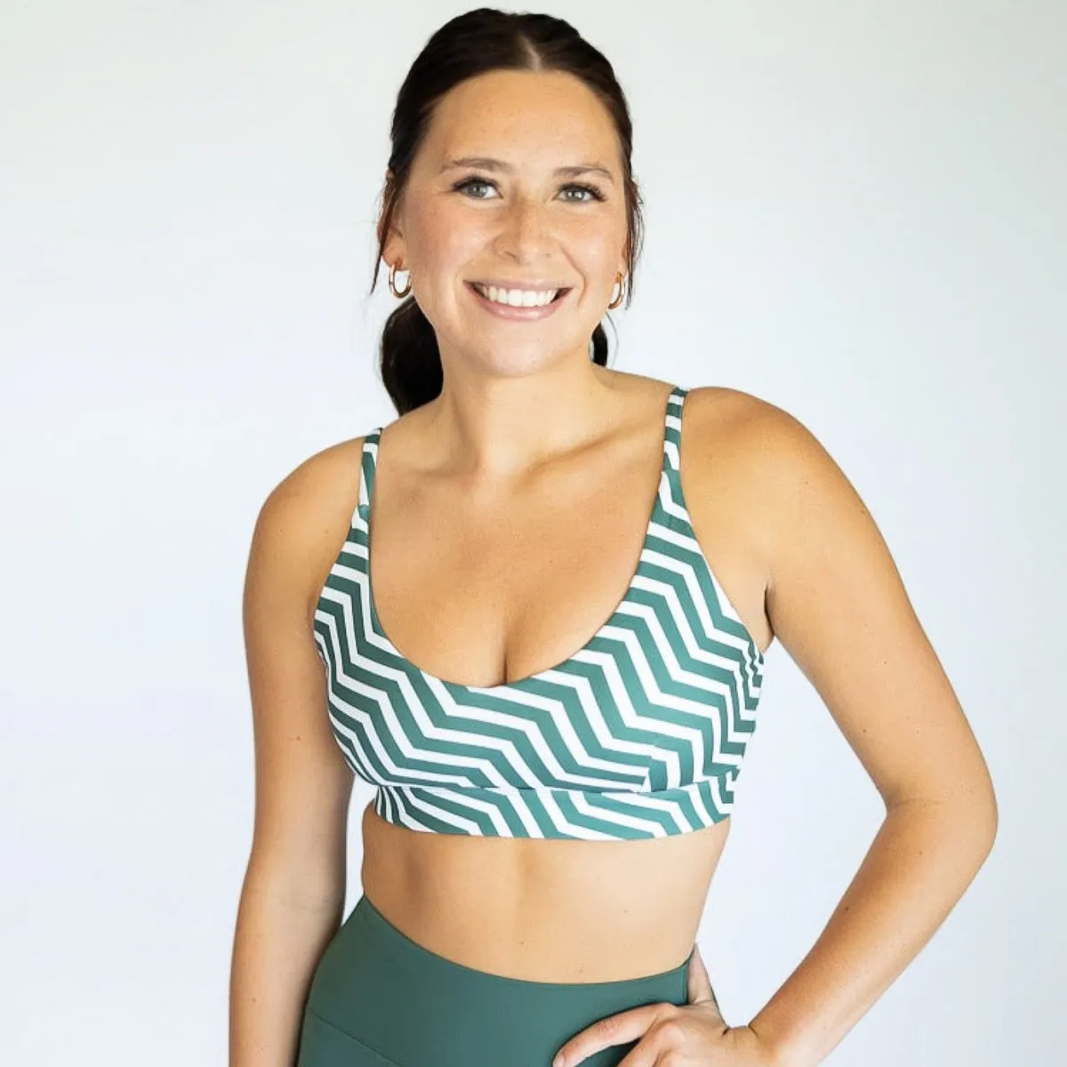 Trainer Performance 2-Way Bra | A-D Cup | High Support  From DYM Athletics
