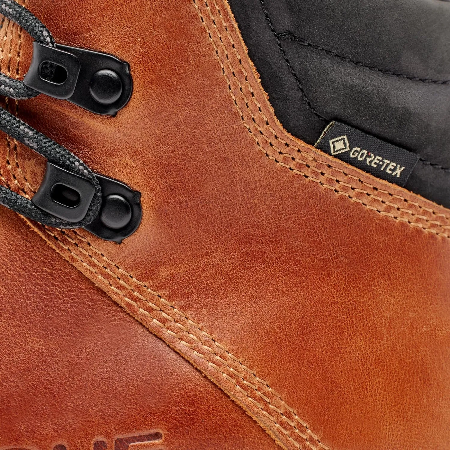 Vasque - Men's St. Elias Waterproof HIking Boot