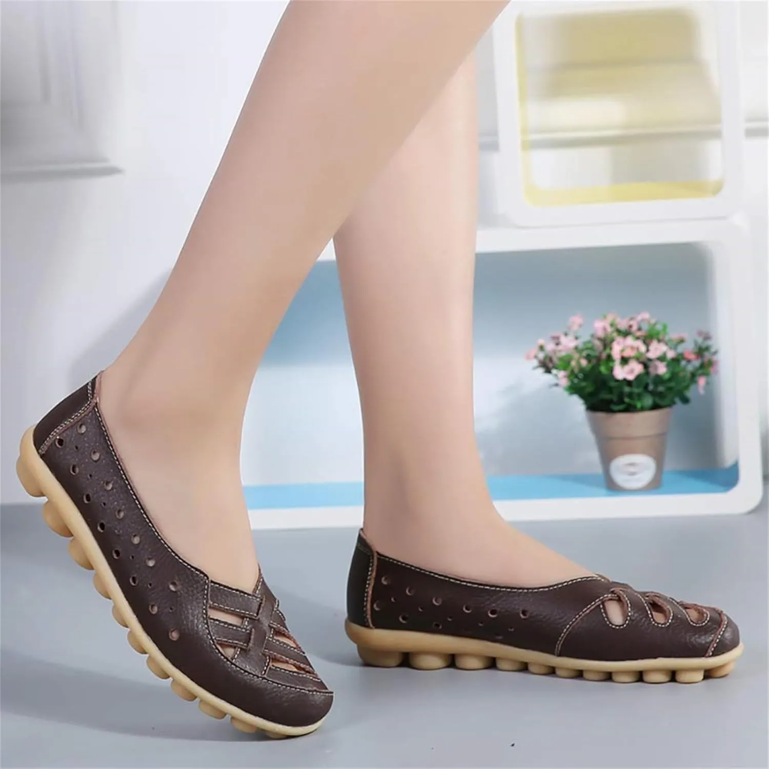 Womens Loafers Comfortable Dressy Closed Toe Sandals Wide Width Flats Slip On Moccasins Casual Driving Shoes Summer Comfort Walking Shoes Breathable Work Dressy Shoe Trending Sandals for Women