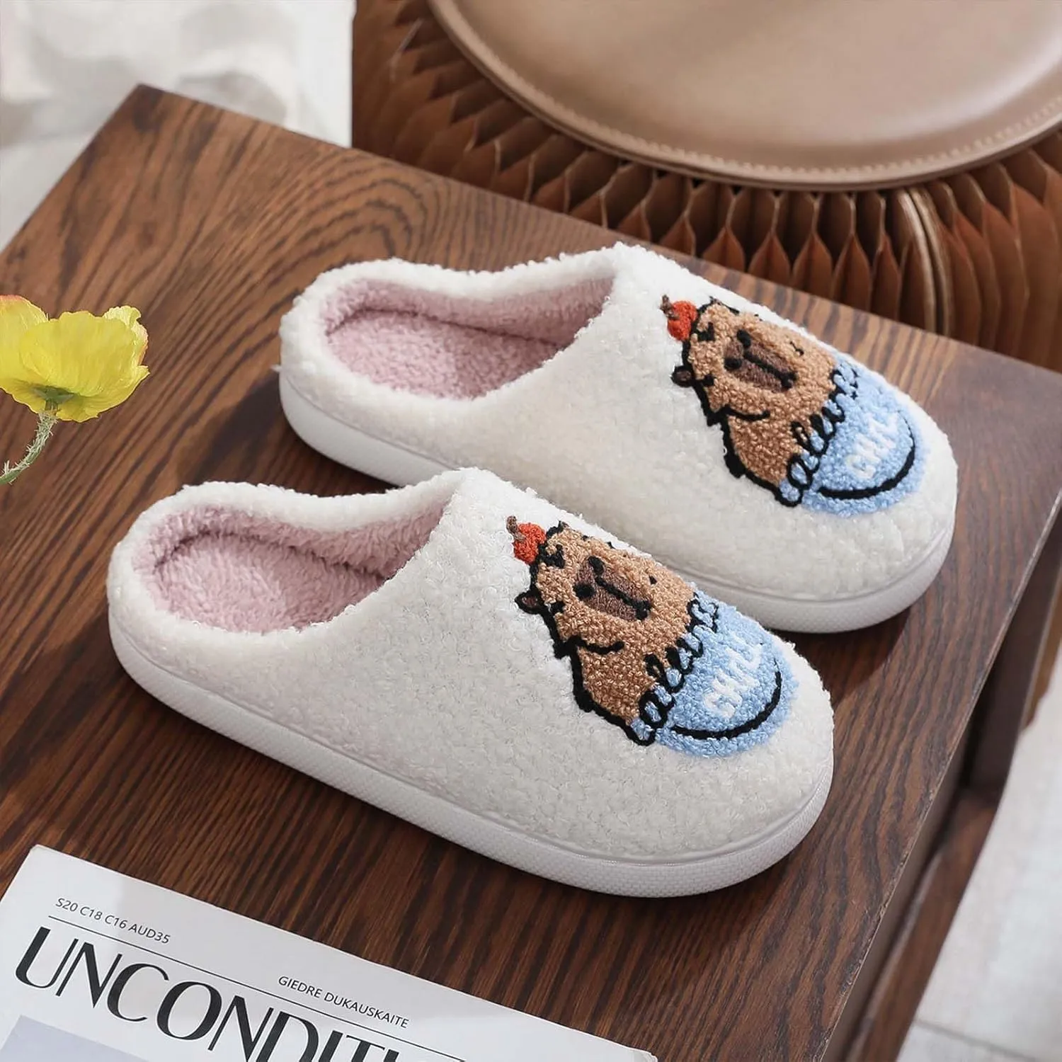 Women's Men's Cute Frog Slippers Fuzzy Memory Foam Kawaii Cartoon Animal Slippers Winter Warm Fluffy Shoes