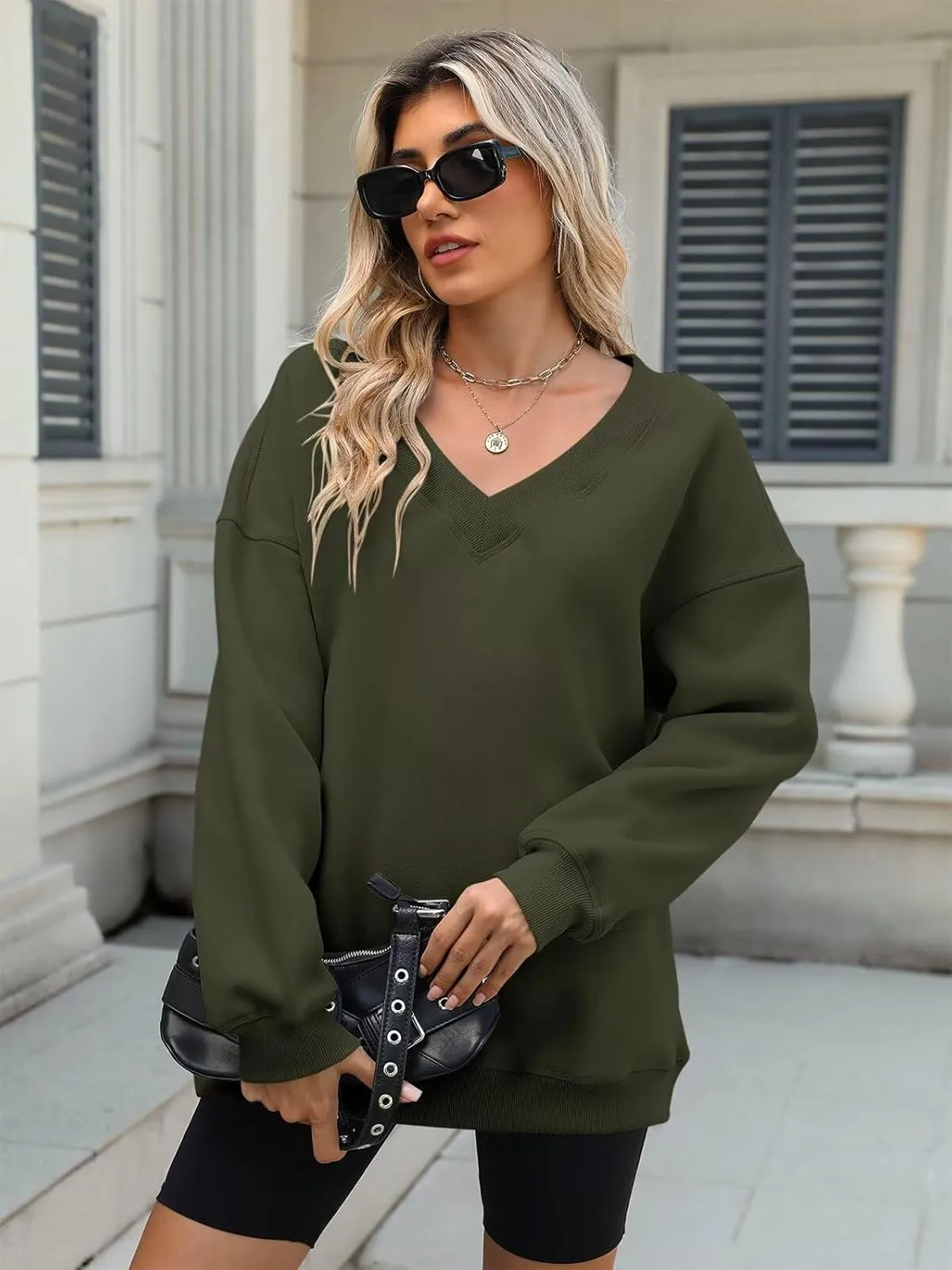 Womens Oversized V Neck Sweatshirts Casual Fleece Long Sleeve Pullover Fall Loose Fit Sweater Tops 2025