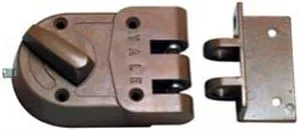 Yale 197f Jimmy-Proof Deadlock with Flat Strike